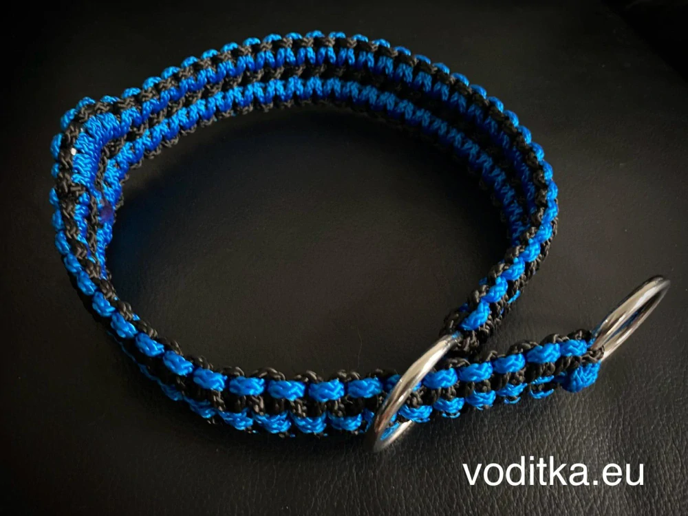 Pletený polostahovací obojek - široký_modro-černý